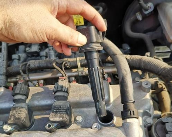 do diesel engines have spark plugs